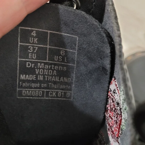 Dr Martens Womens Boots EU37 UK4 US6 Vonda Embroidered Red Roses 14 eyelet Black - Picture 13 of 16